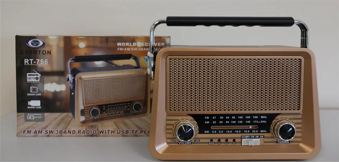 Everton Rt-756  Bluetooth Fm-Usb-Tf-Aux Şarjlı Nostaljik Radyo 1