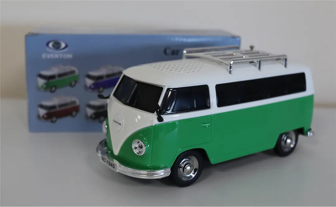 EVERTON RT-1945 Yeşil Arabalı  Bluetooth Fm-Usb-Tf-Aux Şarjlı Nostaljik Radyo