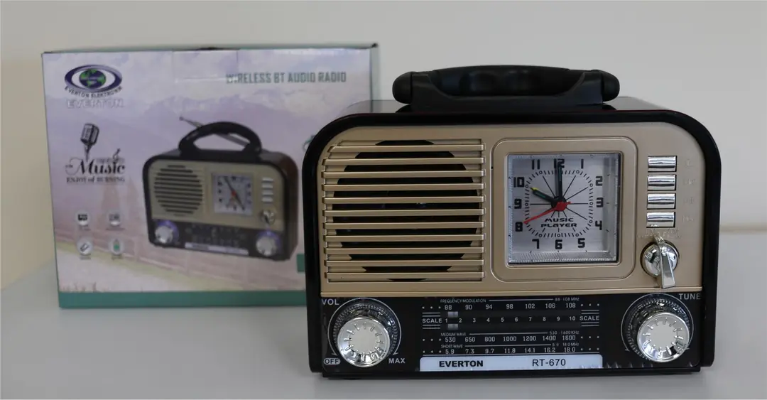 Everton RT-670 Bluetooth Usb-Micro Sd Saatli Nostaljik Radyo 1