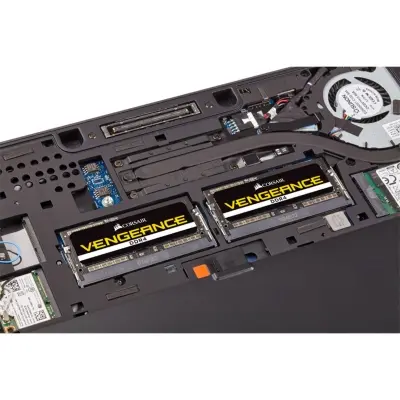 CORSAIR CMSX16GX4M2A2400C16 16GB (2x8GB) DDR4 2400MHz CL16 VENGEANCE SIYAH NOTEBOOK SODIMM BELLEK